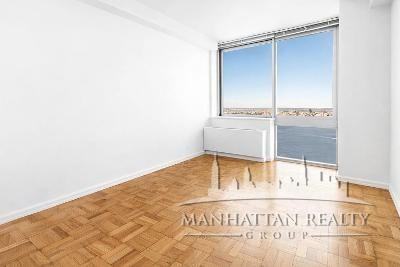 W 37th St #216 - Photo 2 of 6