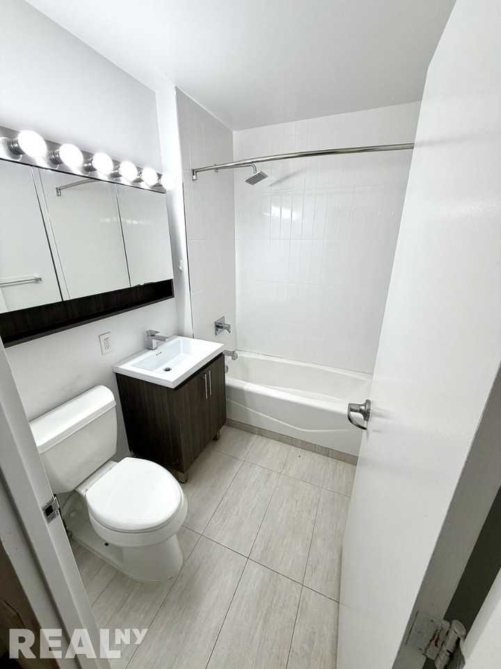 Water St #909 - Photo 3 of 3