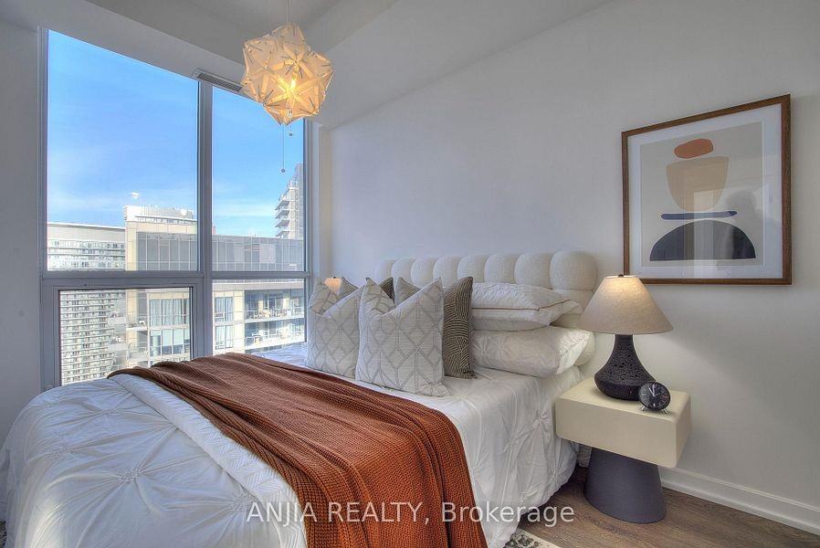 38 Forest Manor Road - Photo 7 of 15