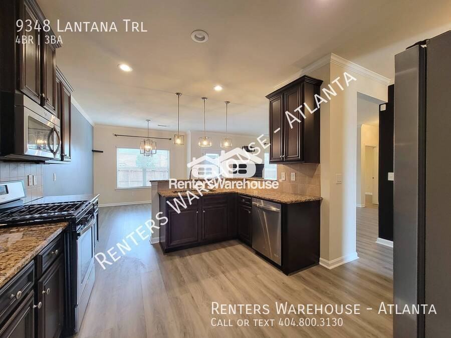 9348 Lantana Trl - Photo 4 of 29