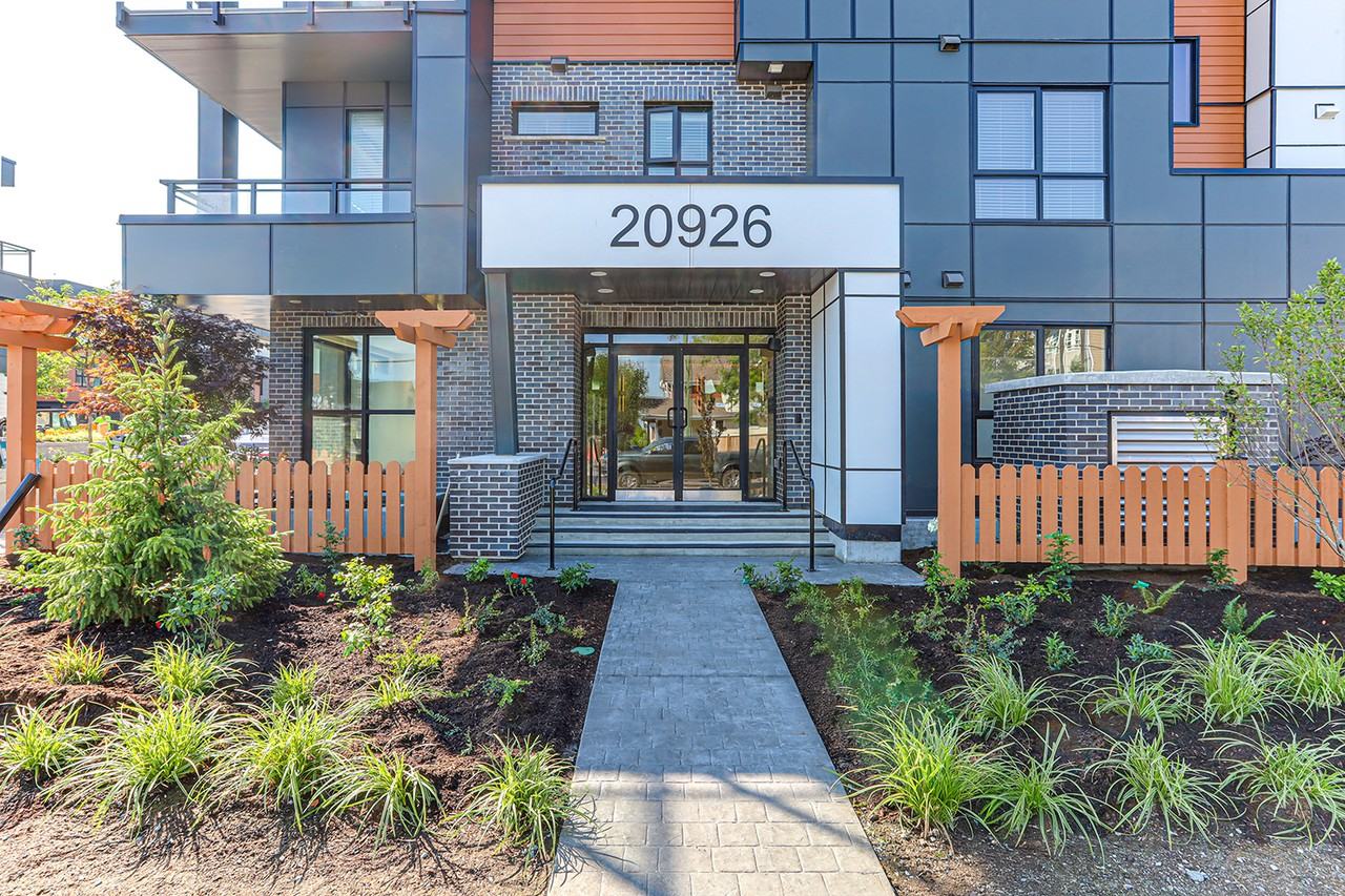 8233 208B Street - Photo 3 of 98