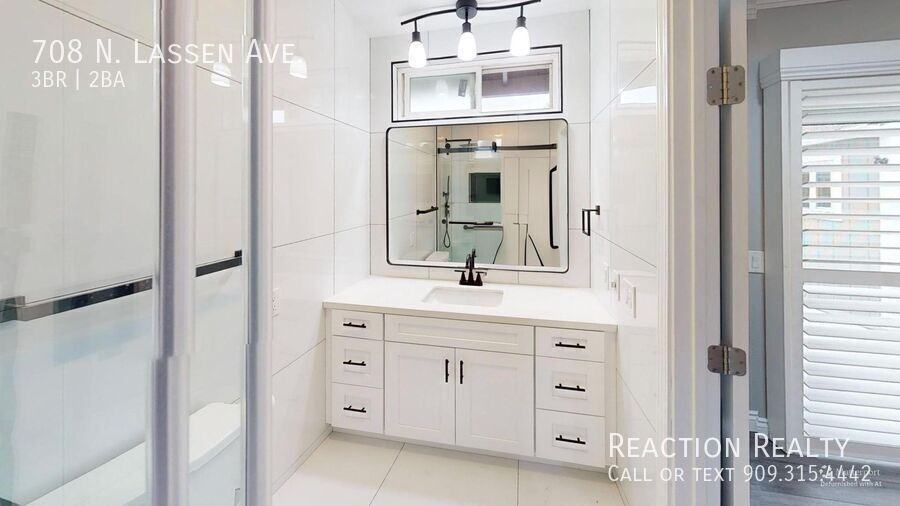 708 N Lassen Ave - Photo 7 of 21