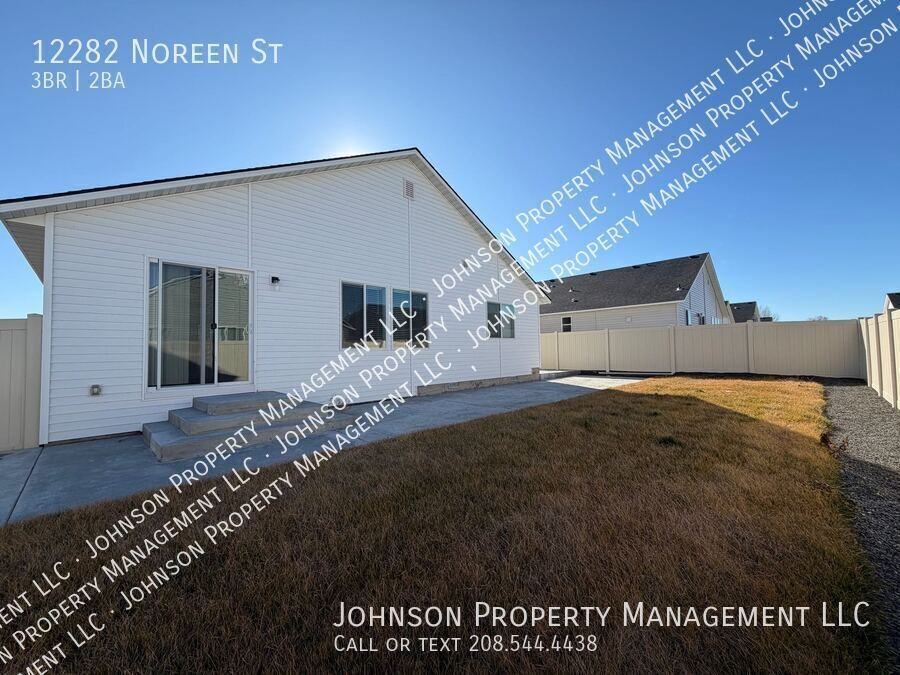 12282 Noreen St - Photo 3 of 6