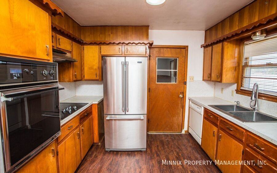 5432 6th St - Photo 7 of 25