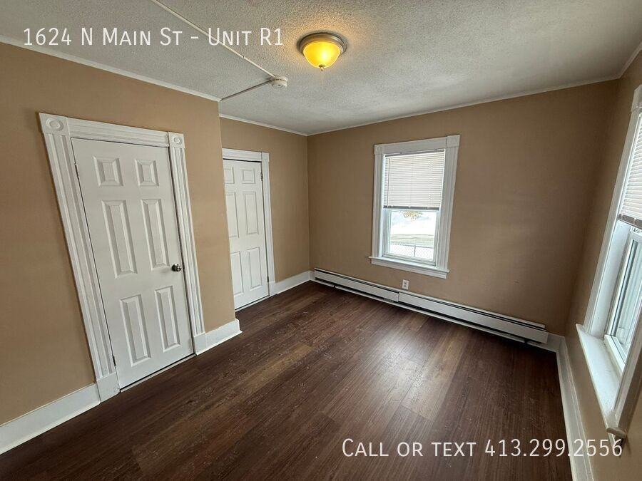 1624 N Main St #R1 - Photo 5 of 13