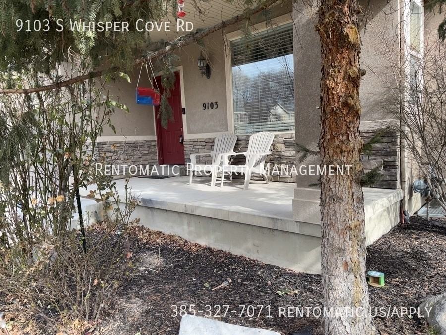 9103 S Whisper Cove Rd - Photo 4 of 50