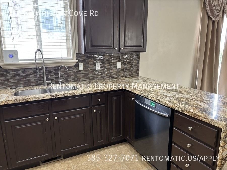 9103 S Whisper Cove Rd - Photo 6 of 50