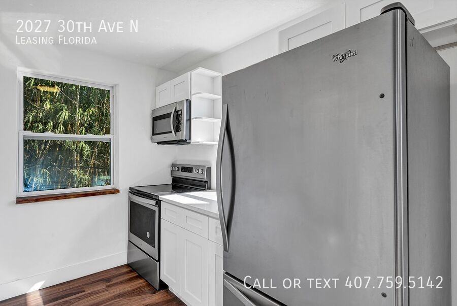 2027 30th Ave N - Photo 6 of 20