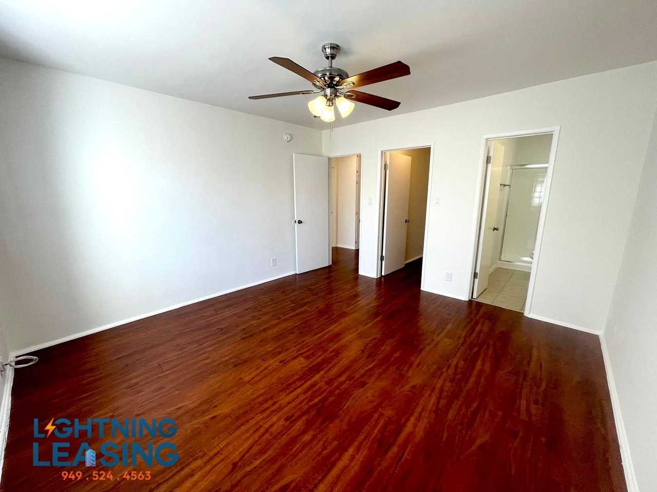 8144 Langdon Ave #205 - Photo 5 of 9