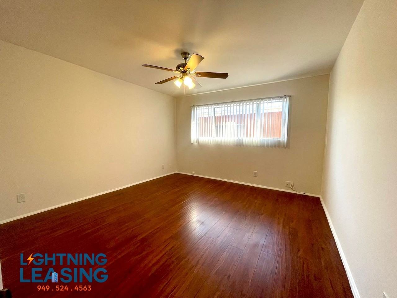 8144 Langdon Ave #205 - Photo 6 of 9