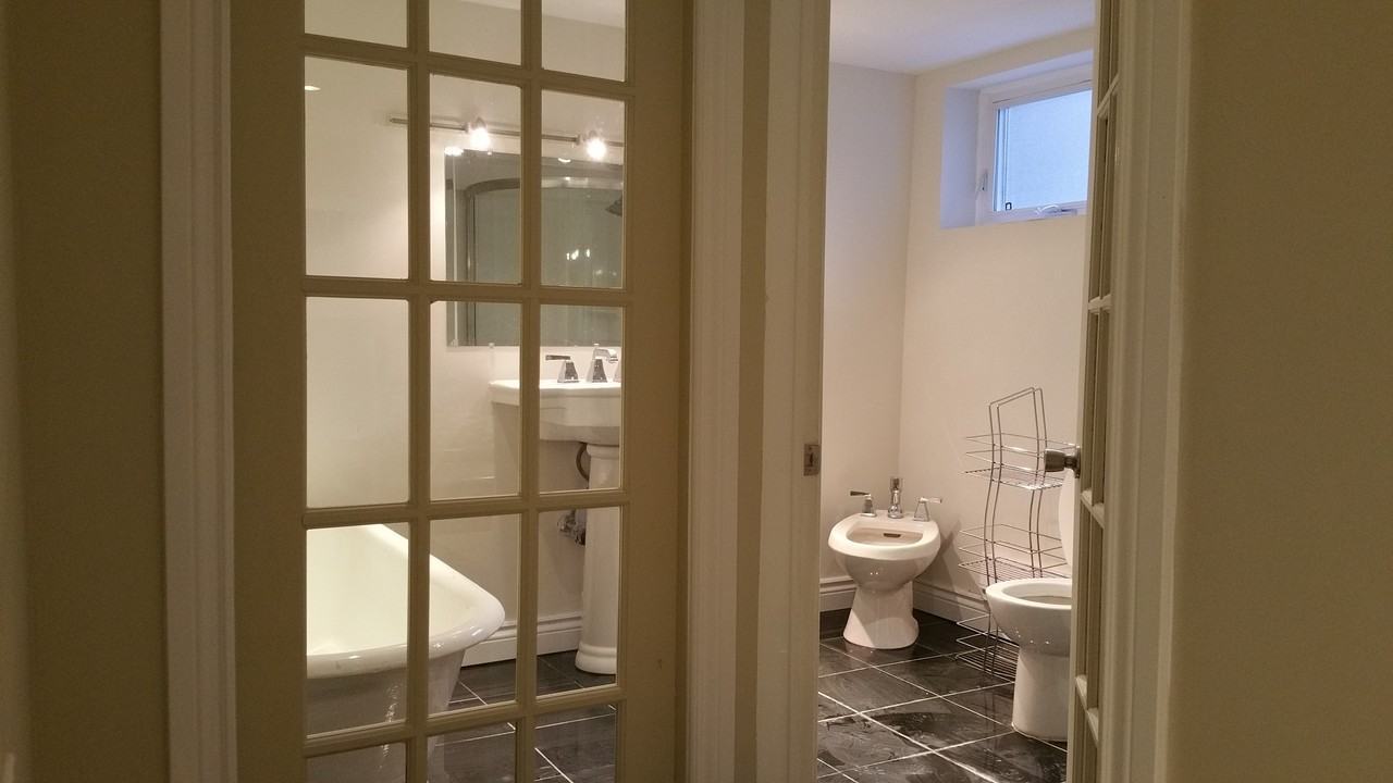 113 Edgewood Avenue - Photo 5 of 9