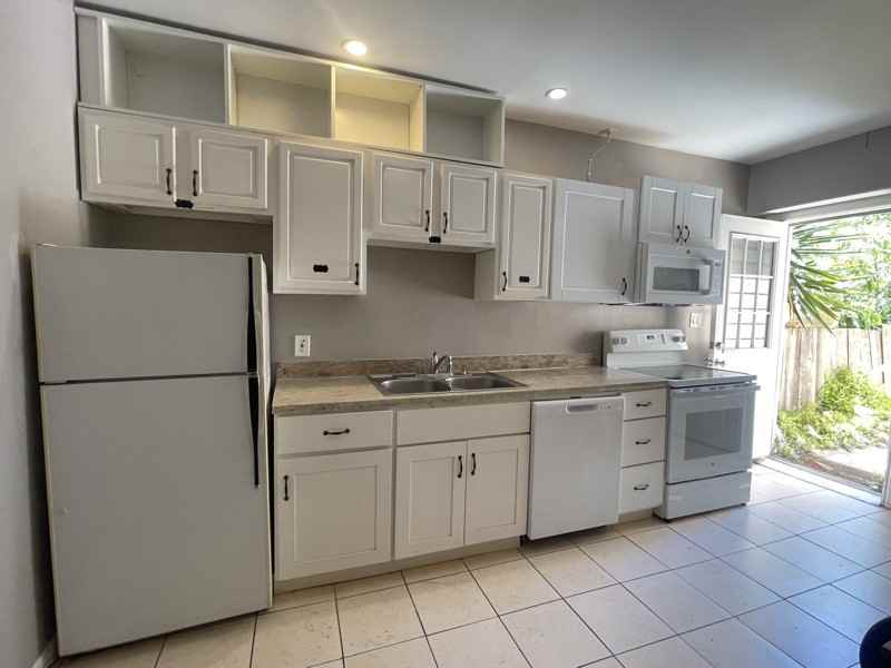 1236 Utah St - Photo 5 of 6