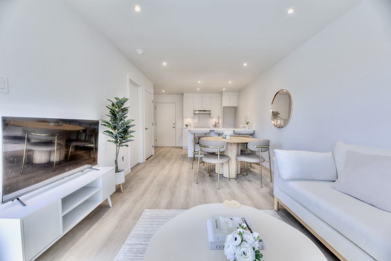 110 Rue de l'Église #3 - Photo 4 of 11