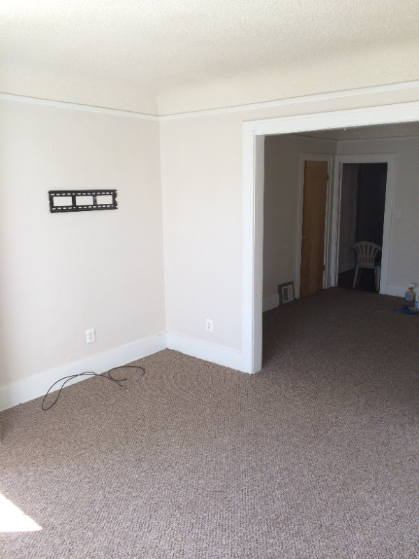 9775 Chenlot St - Photo 3 of 7