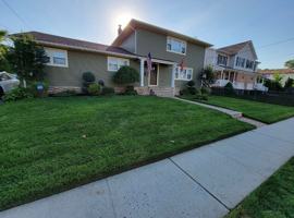 featured image of 232 N 9th St #FL2