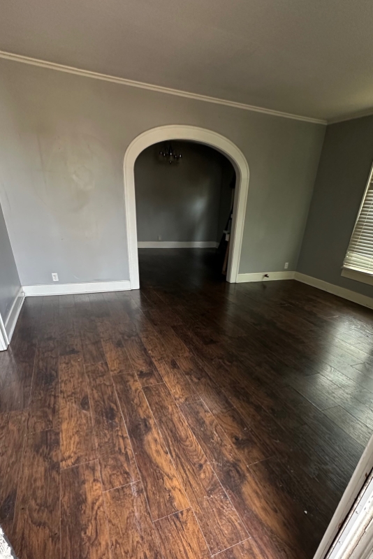 513 W Harrison St - Photo 2 of 11