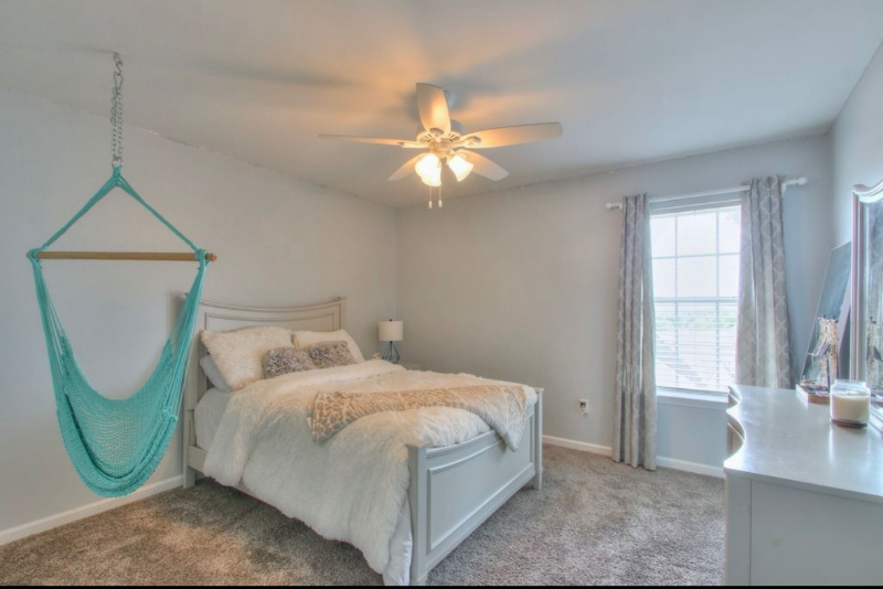 1734 Dryden Dr - Photo 3 of 7