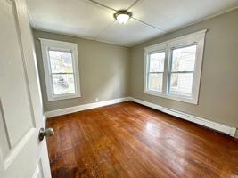 featured image of 69 Maynard St #4