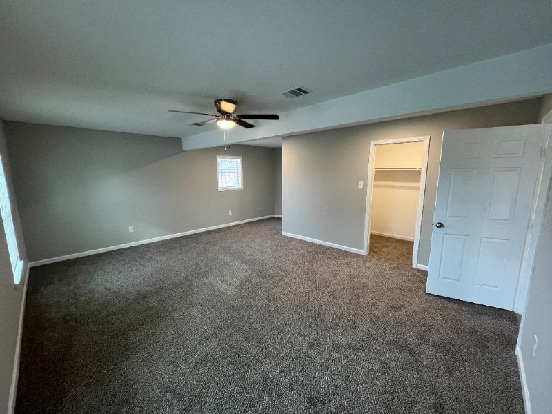 606 Matchett St - Photo 2 of 14