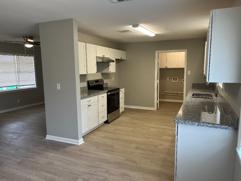 606 Matchett St - Photo 7 of 14