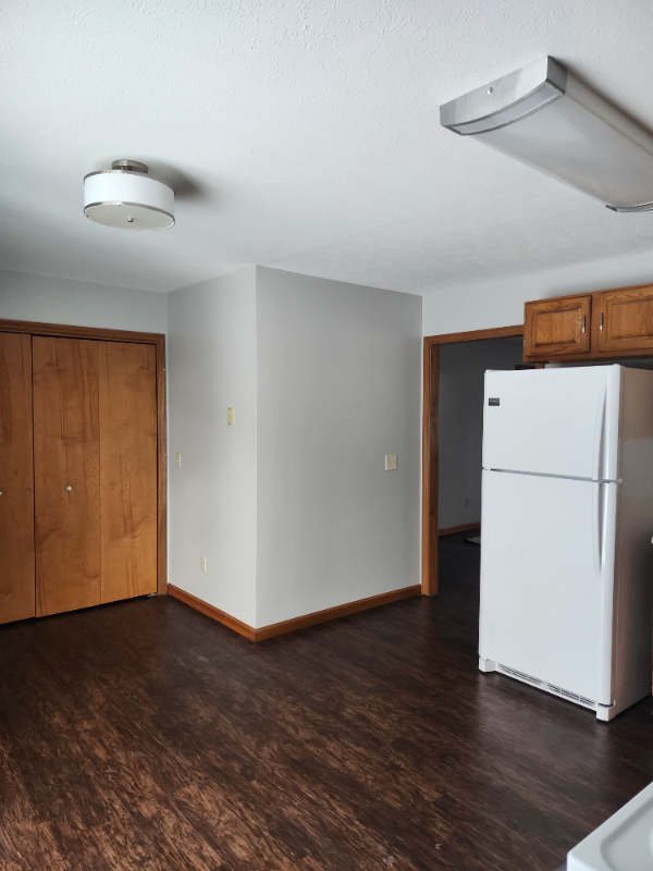 403 W Himes St #A - Photo 4 of 13