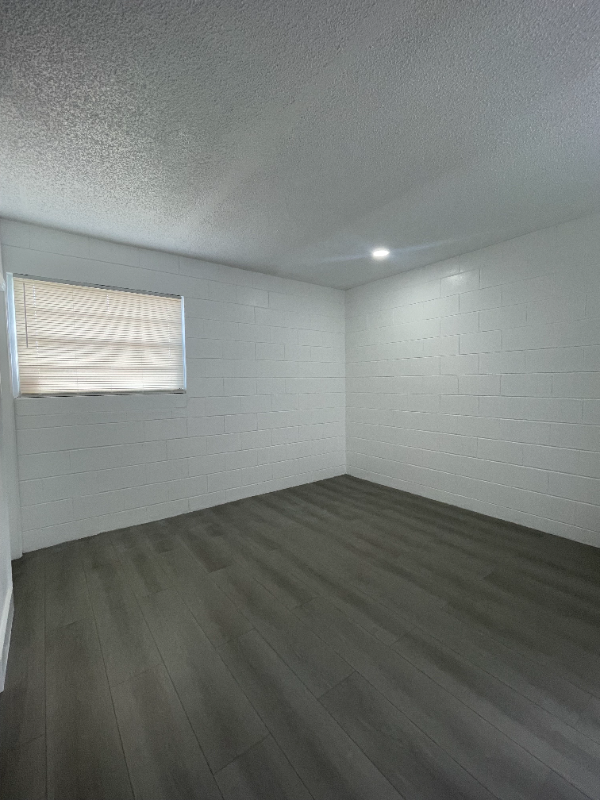 634 Meadowvale Dr - Photo 5 of 5