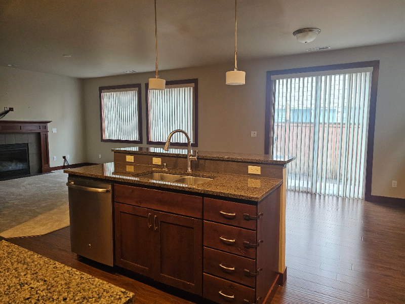 1114 145th Pl Sw - Photo 3 of 16