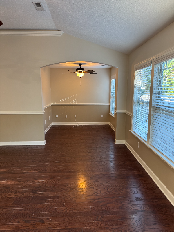 710 Grays Harbor Ct - Photo 2 of 18