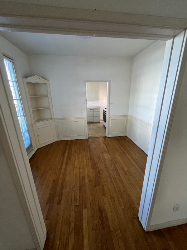 141 1/2 S Sweetzer Ave #141-1-2 - Photo 6 of 20