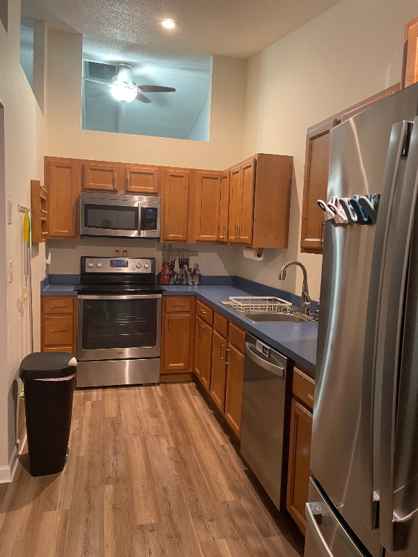 816 Stephanie Ct - Photo 7 of 12