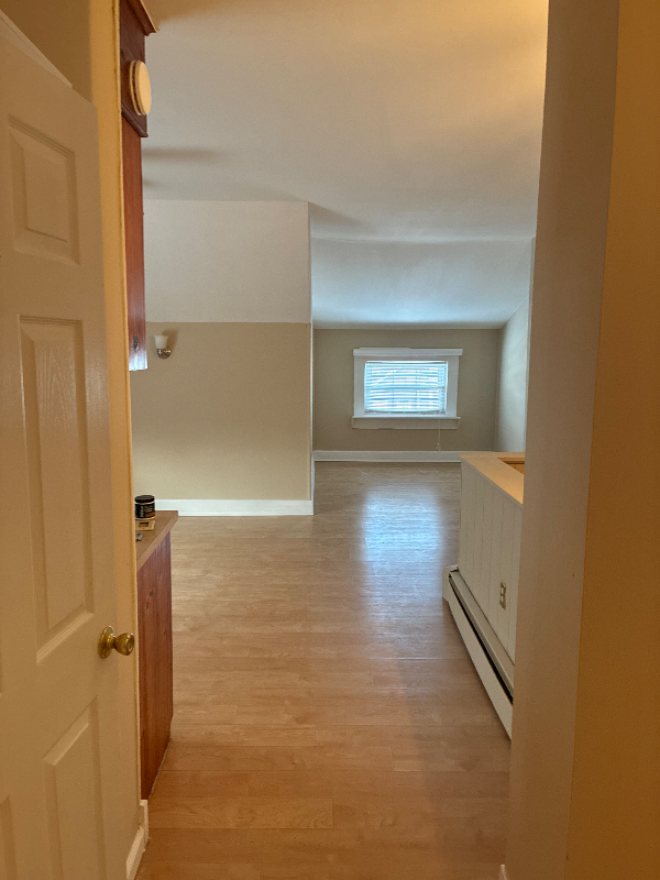 305 Penfield Pl #1 - Photo 6 of 9