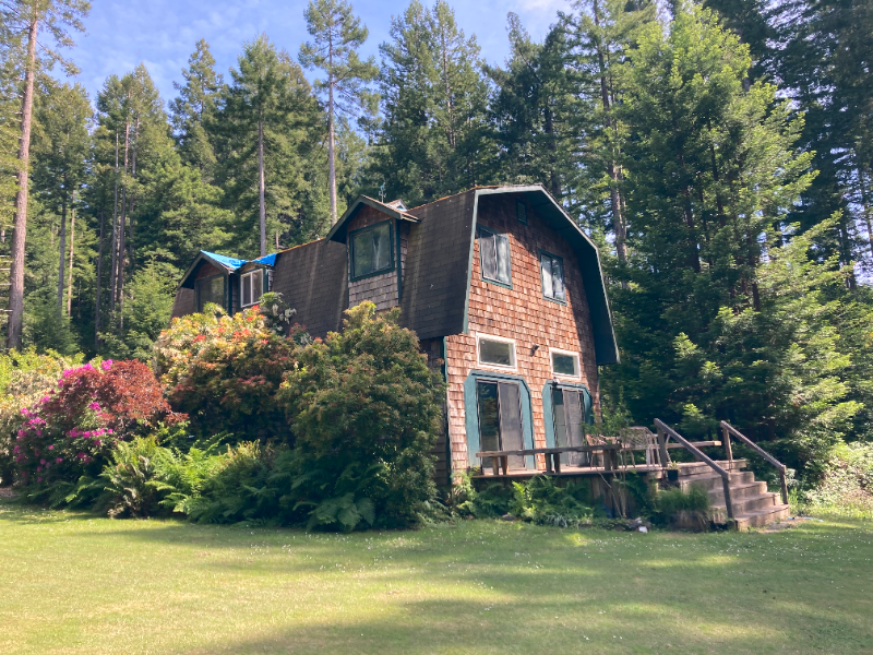 90 Whittier Ln - Photo 4 of 7