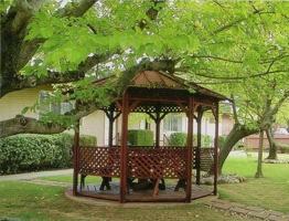 featured image of 612 Stafford St #4