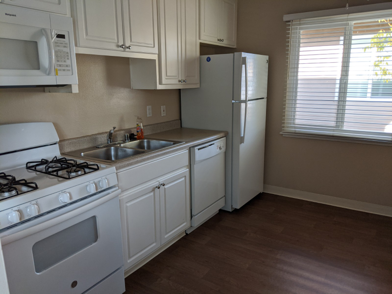 612 Stafford St #4 - Photo 3 of 6