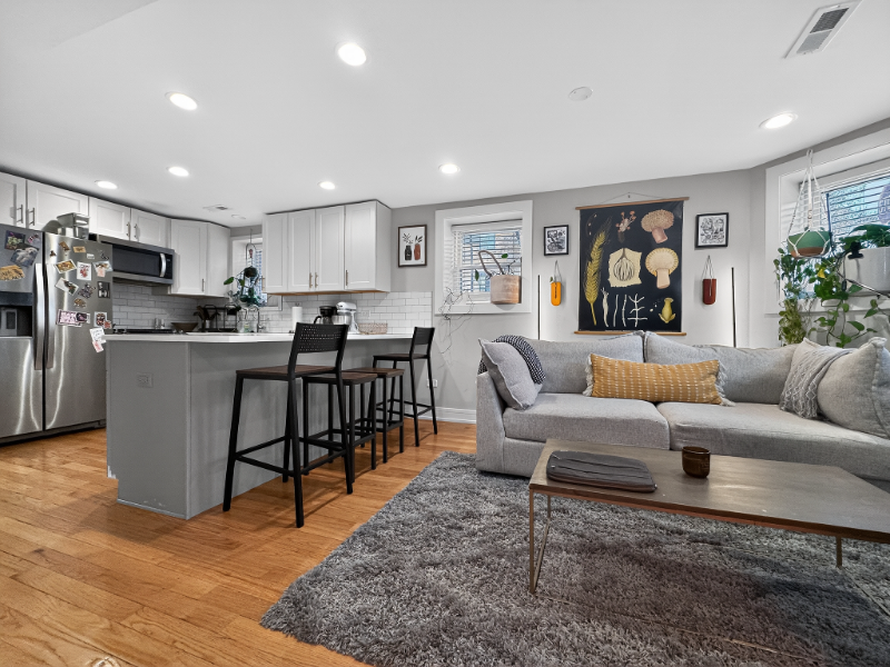 3534 W Wrightwood Ave #G - Photo 4 of 20