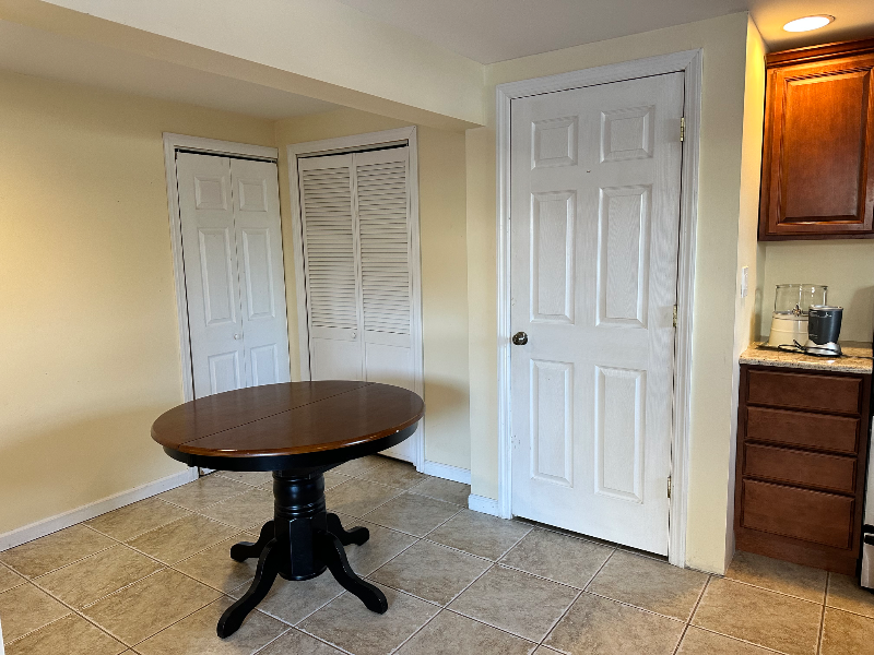 25 Topaz Dr #1 - Photo 2 of 5