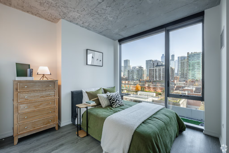 454 W Chicago Ave - Photo 6 of 18