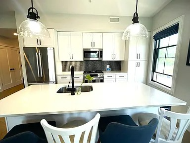 37 Horace St #201 - Photo 6 of 19