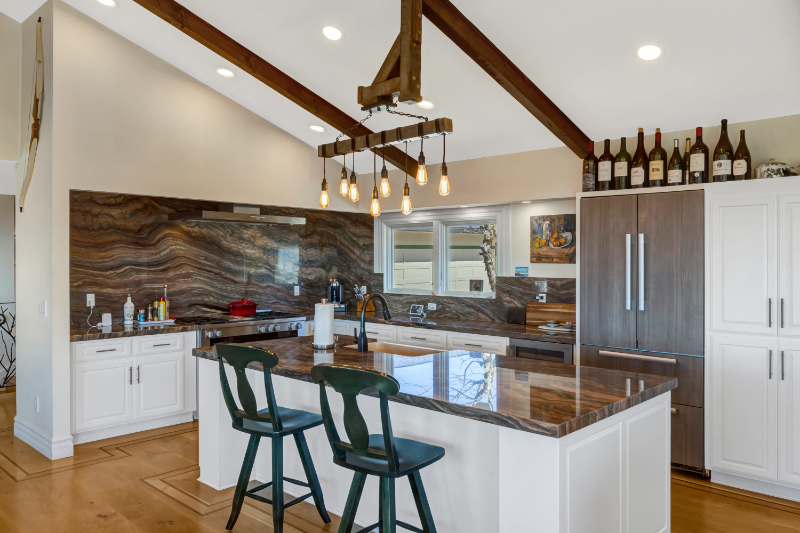 22533 Majestic Dr - Photo 7 of 20