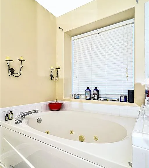 5473 Kiawah Ct - Photo 5 of 20