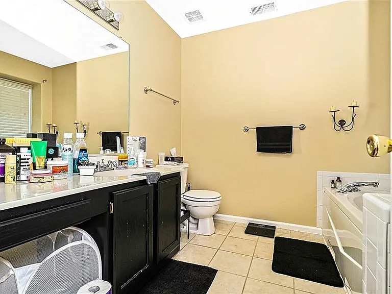 5473 Kiawah Ct - Photo 6 of 20