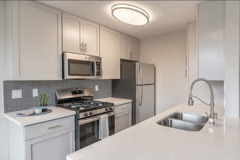 12005 Albert Streeet Valley Village Ca - Photo 3 of 5