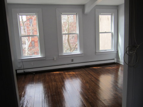 296 Pavonia Ave Apt 2 #2 - Photo 4 of 6