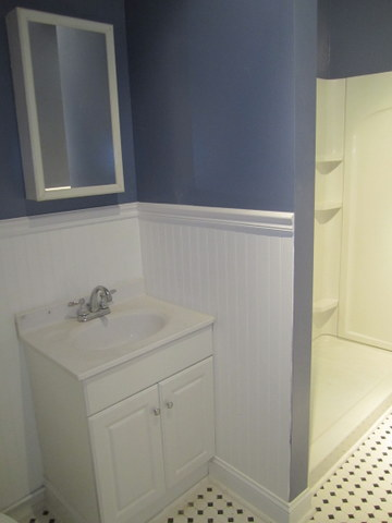 296 Pavonia Ave Apt 2 #2 - Photo 5 of 6