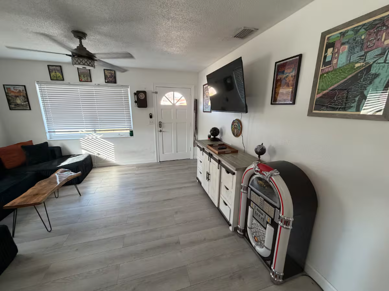 5758 20th Ave N - Photo 6 of 20