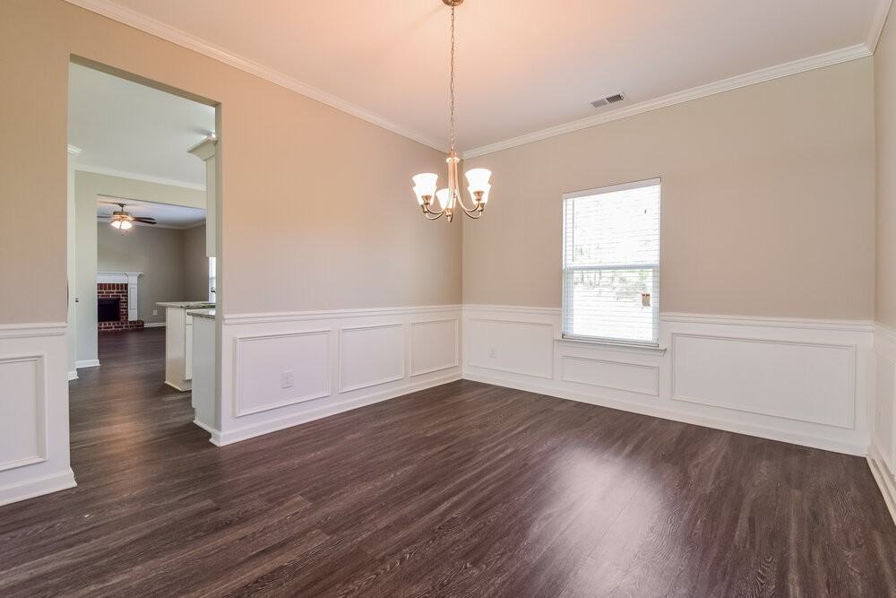 643 Fieldcrest Dr - Photo 6 of 17