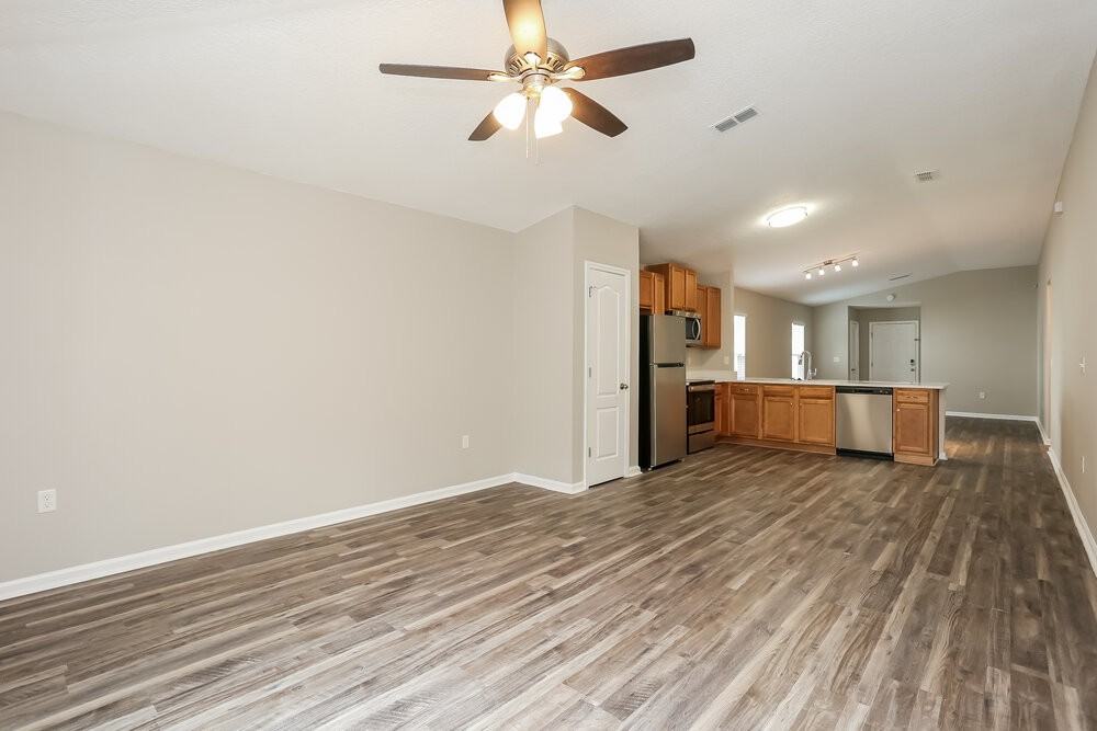 3812 Evan Samuel Dr - Photo 6 of 16