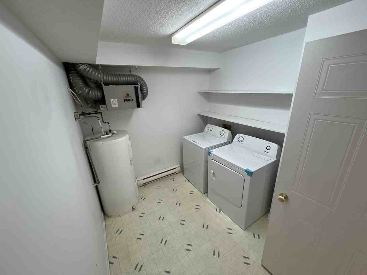 Cité des Jeunes - Photo 7 of 11