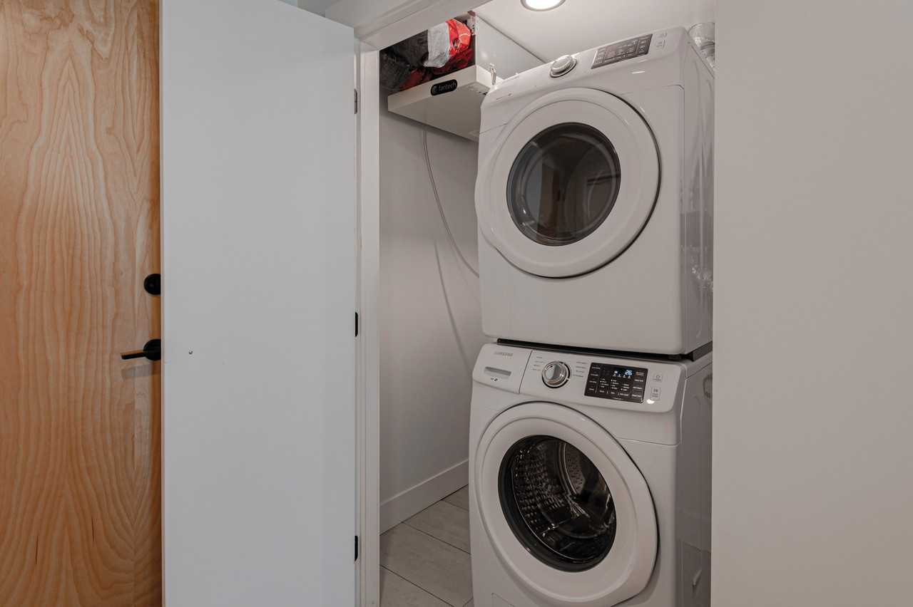 3075 Devonshire Avenue - Photo 7 of 50