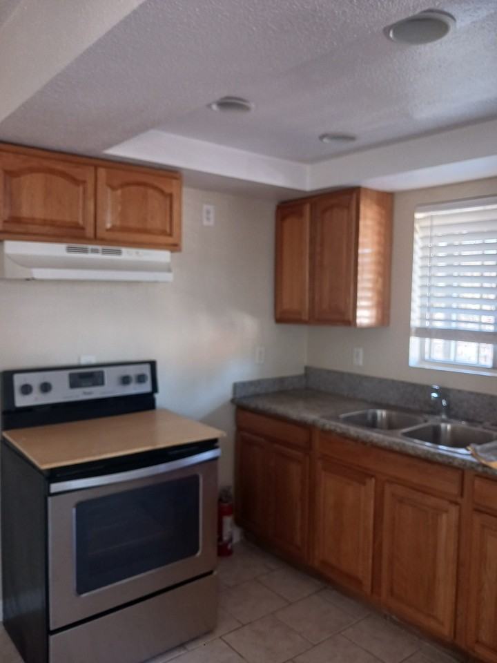 1220 N Lugo Ave #3C - Photo 4 of 5